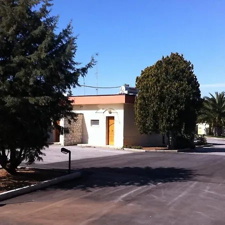 Giardino فندق مودونيو